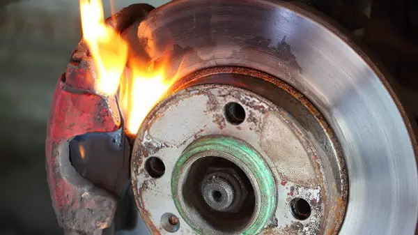 Brake Overheating Symptoms