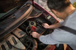 Dead-Cell-in-Car-Battery-Symptoms