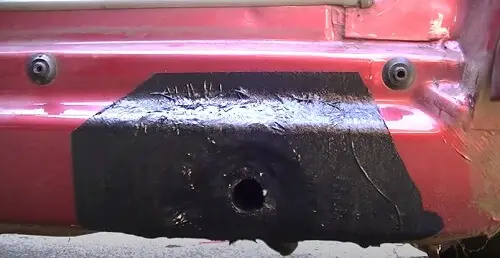 Final Coat of rubberizing undercoating